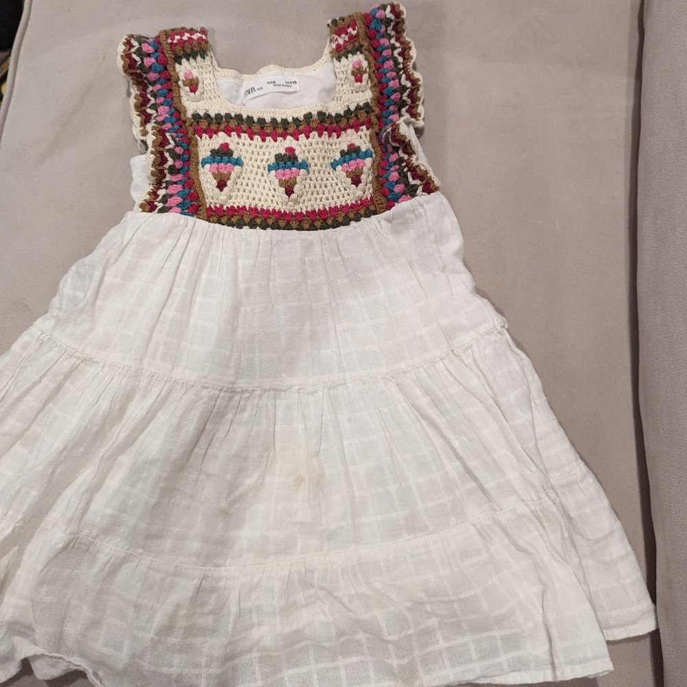 Short sleeve knit dress